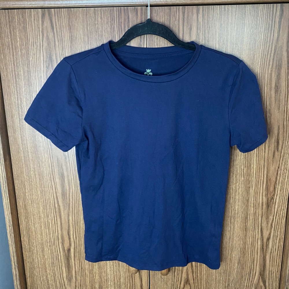 Natural Uniforms Top Womens Medium Navy Blue Modern Fit Luxe Stretch Tee